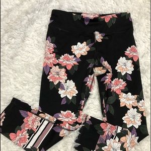 MNY MARC NY legging floral black crop pant Sz small